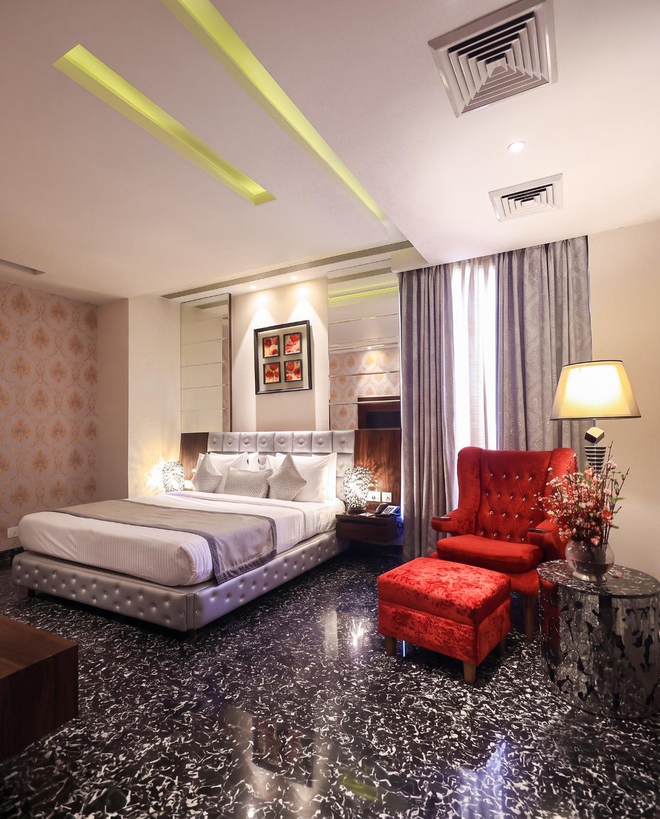 estate-room.jpg